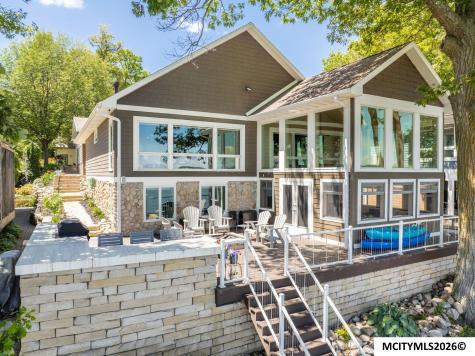 5500 Lakeview Drive Clear Lake IA 50428
