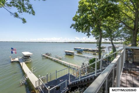 5500 Lakeview Drive Clear Lake IA 50428