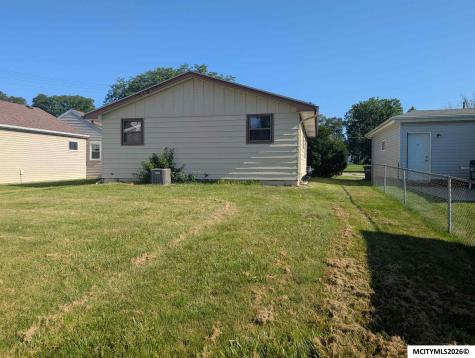 707 16th SE Mason City IA 50401