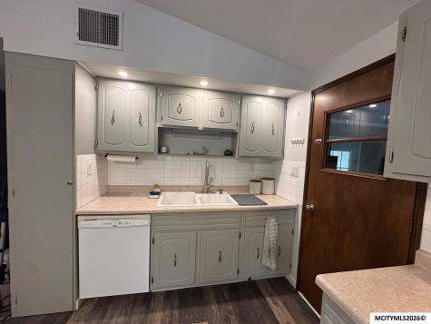 19319 Quince Avenue Mason City IA 50401