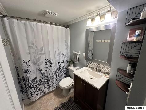 19319 Quince Avenue Mason City IA 50401