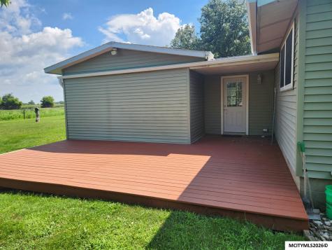 19319 Quince Avenue Mason City IA 50401