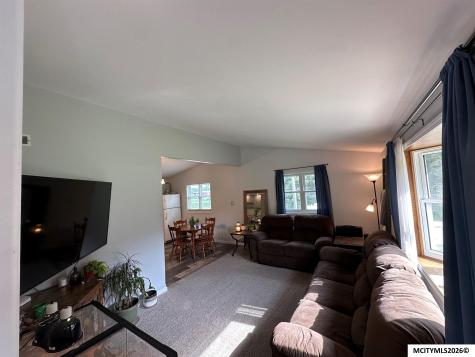 19319 Quince Avenue Mason City IA 50401