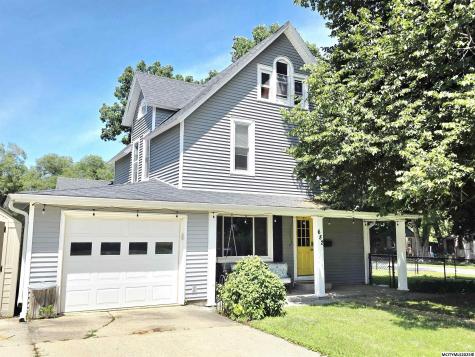 682 3rd NE Mason City IA 50401