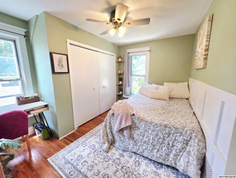 682 3rd NE Mason City IA 50401