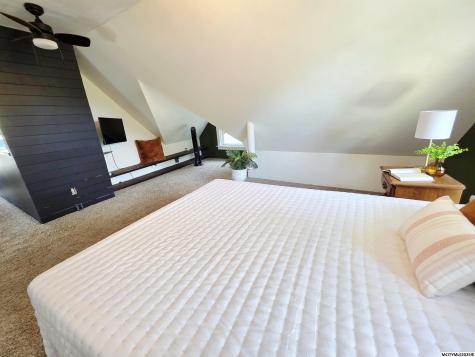 682 3rd NE Mason City IA 50401