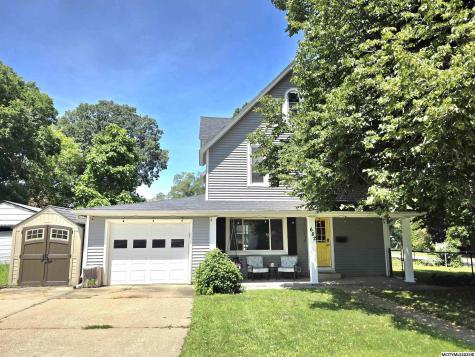 682 3rd NE Mason City IA 50401