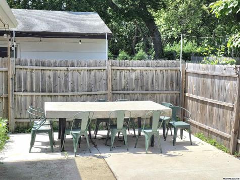 682 3rd NE Mason City IA 50401