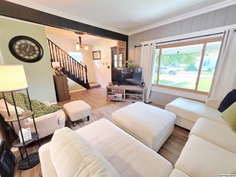 682 3rd NE Mason City IA 50401