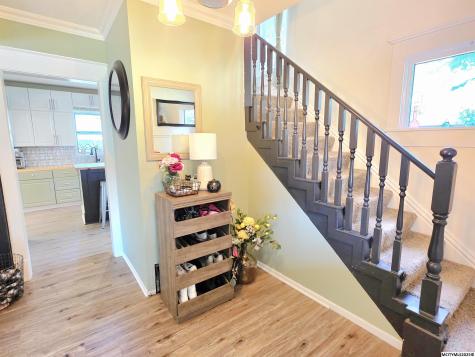 682 3rd NE Mason City IA 50401