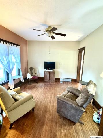 801 10th Street S Northwood IA 50459