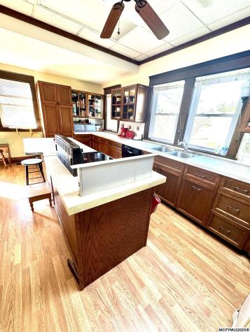 801 10th Street S Northwood IA 50459