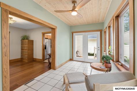 831 1st Street NW Mason City IA 50401
