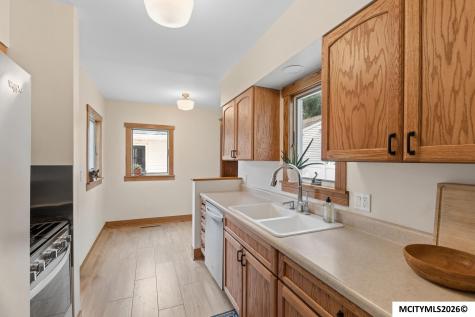 831 1st Street NW Mason City IA 50401