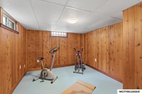 831 1st Street NW Mason City IA 50401