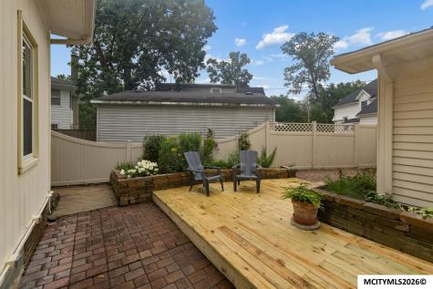 831 1st Street NW Mason City IA 50401