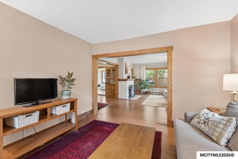 831 1st Street NW Mason City IA 50401