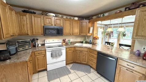 118 S Main Street Greene IA 50636