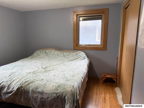 1039 Park Lane Mason City IA 50401