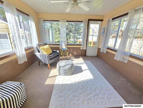 722 10th NE Mason City IA 50401