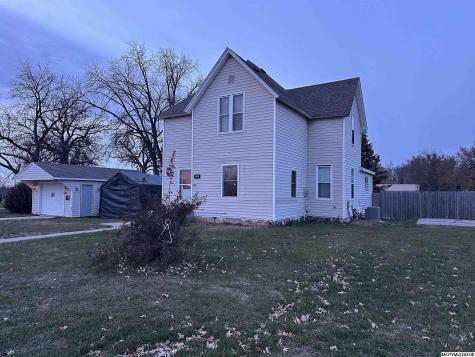 404 W Front Street Lake Mills IA 50450