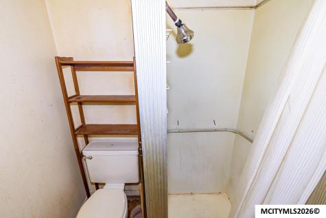 1021 N Tyler Mason City IA 50401
