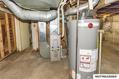1021 N Tyler Mason City IA 50401