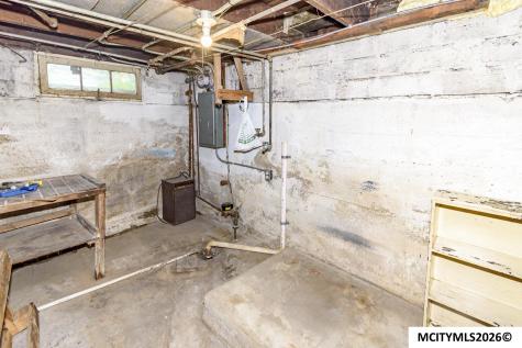1021 N Tyler Mason City IA 50401