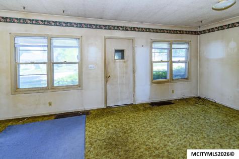 1021 N Tyler Mason City IA 50401
