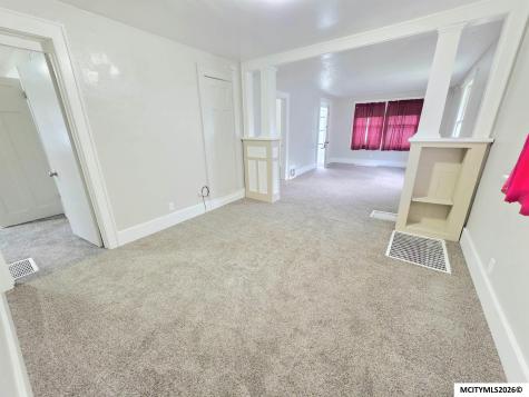322 8th NW Mason City IA 50401