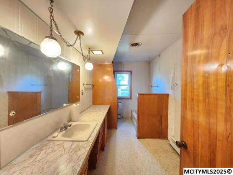 504 South Street Plymouth IA 50464