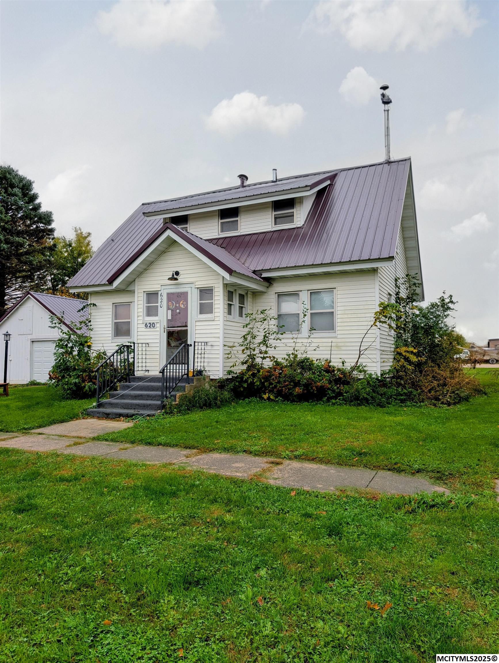 620 College Street Marble Rock IA 50653