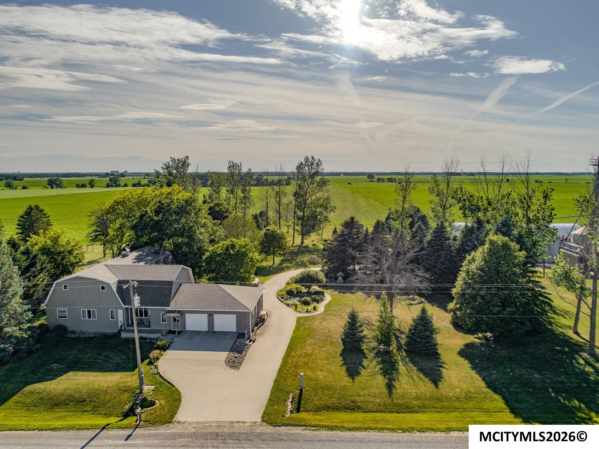 20688 Spruce Avenue Mason City IA 50401