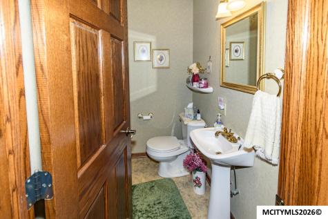 20688 Spruce Avenue Mason City IA 50401