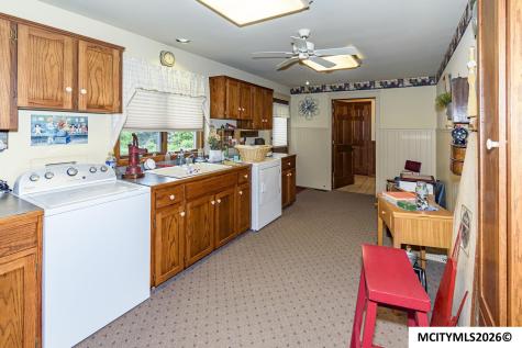 20688 Spruce Avenue Mason City IA 50401