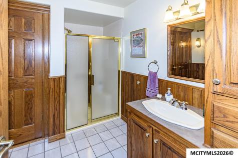 20688 Spruce Avenue Mason City IA 50401