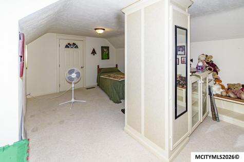 20688 Spruce Avenue Mason City IA 50401