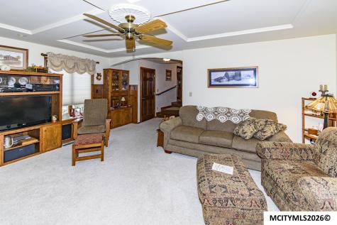 20688 Spruce Avenue Mason City IA 50401