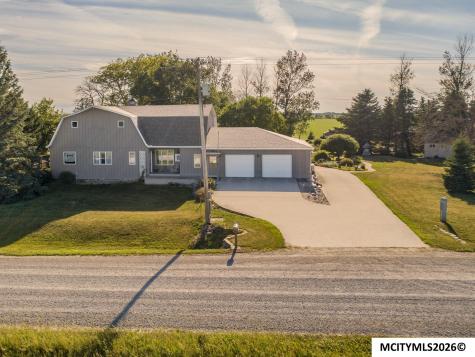 20688 Spruce Avenue Mason City IA 50401