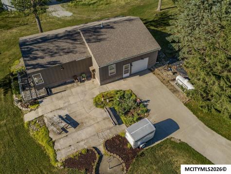 20688 Spruce Avenue Mason City IA 50401