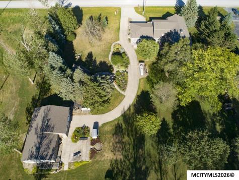 20688 Spruce Avenue Mason City IA 50401