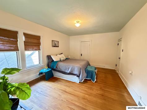 1030 2nd Street NW Mason City IA 50401