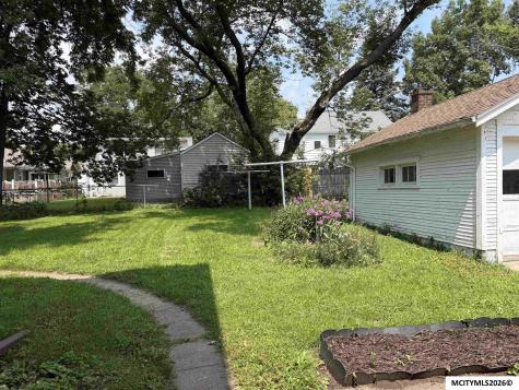 1030 2nd Street NW Mason City IA 50401