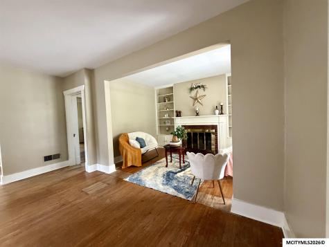 1030 2nd Street NW Mason City IA 50401