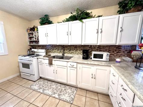 2779 17th SW Mason City IA 50401