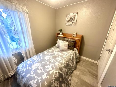 2779 17th SW Mason City IA 50401