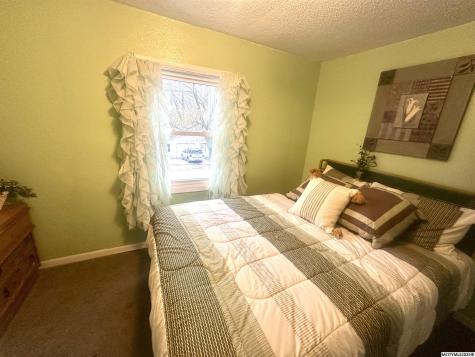 2779 17th SW Mason City IA 50401