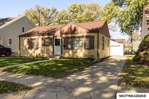 744 16th NE Mason City IA 50401