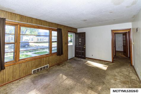 744 16th NE Mason City IA 50401