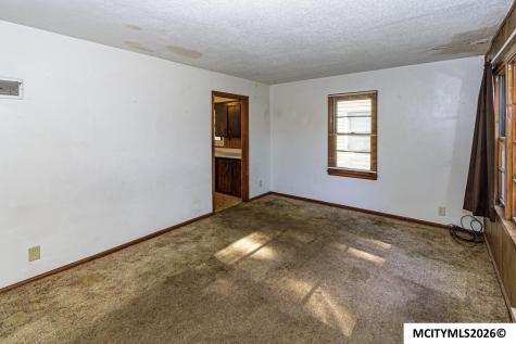744 16th NE Mason City IA 50401